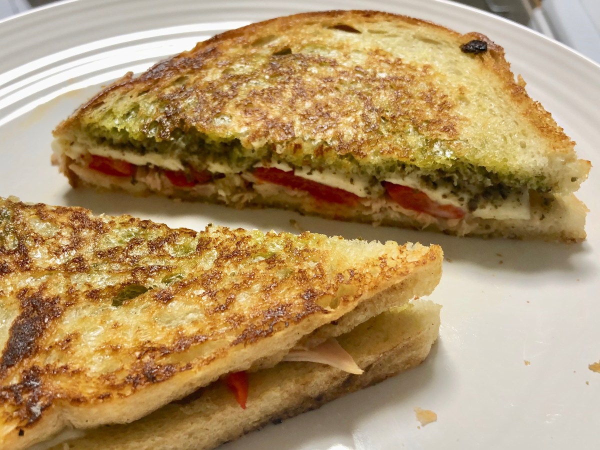 Pesto Chicken, Fresh Mozzarella and Roasted Red Pepper&nbsp;Panini