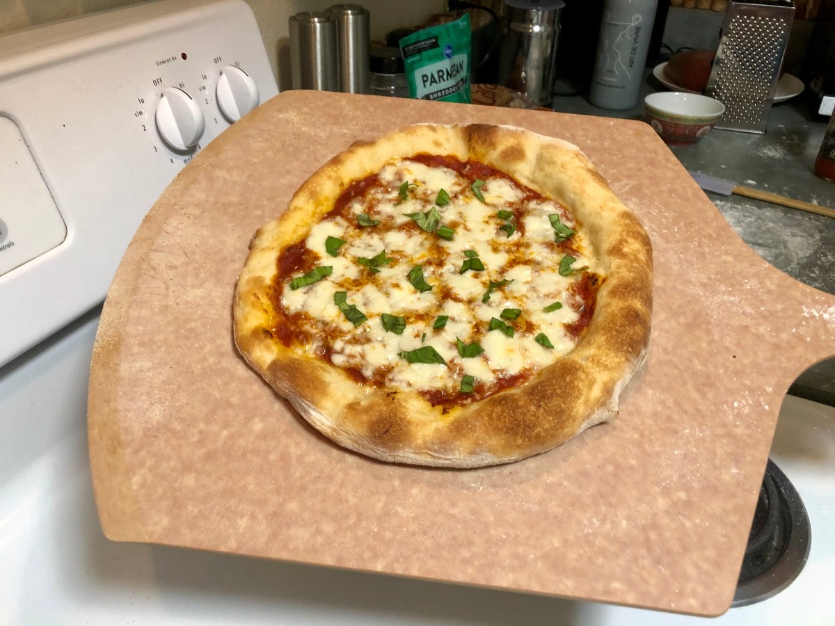 Neapolitan-style Pizza Margherita